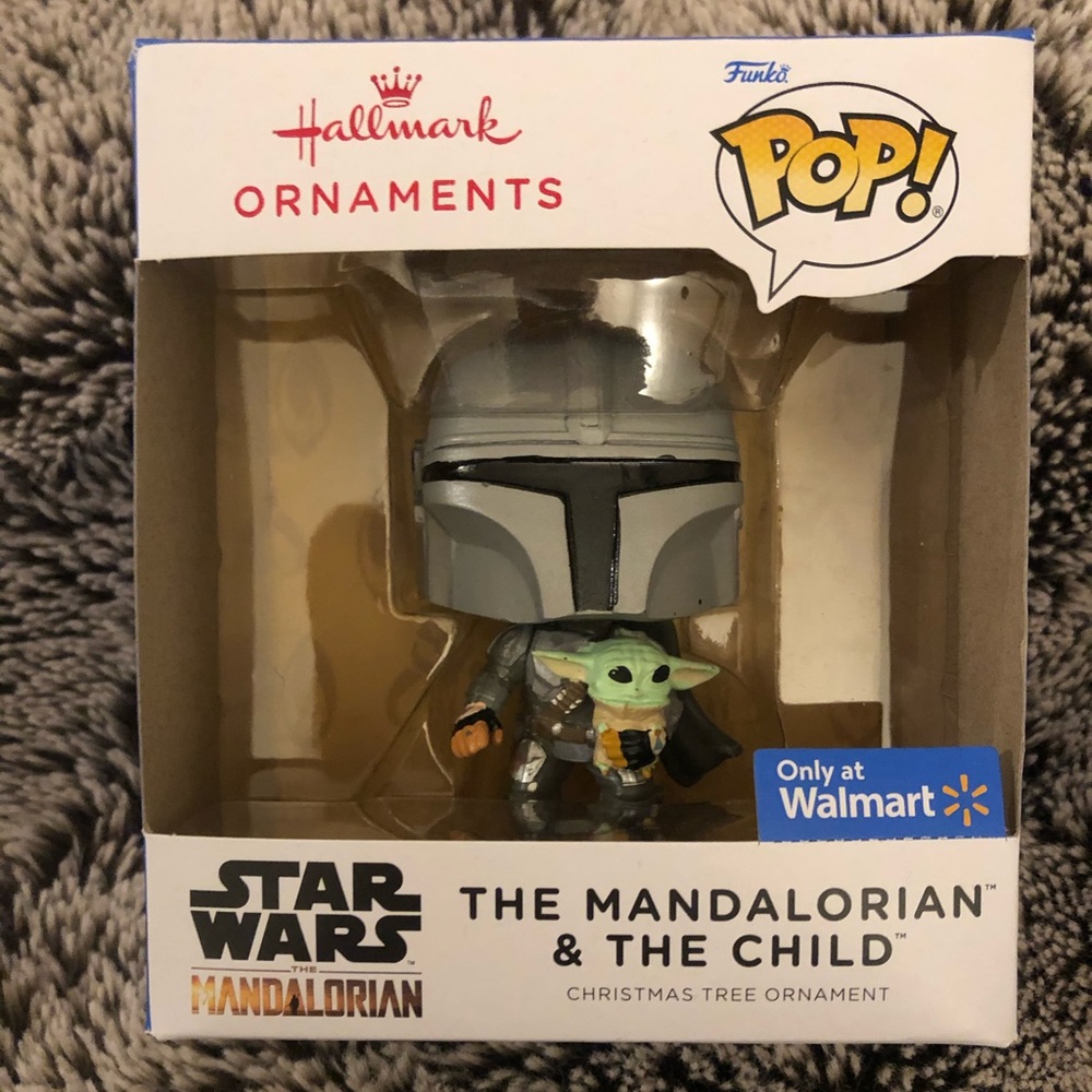 Funko pop Hallmark Star Wars Mandalorian the child ornament